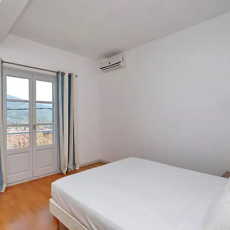 Blue Spiridon With Amazing Views Apartment *
